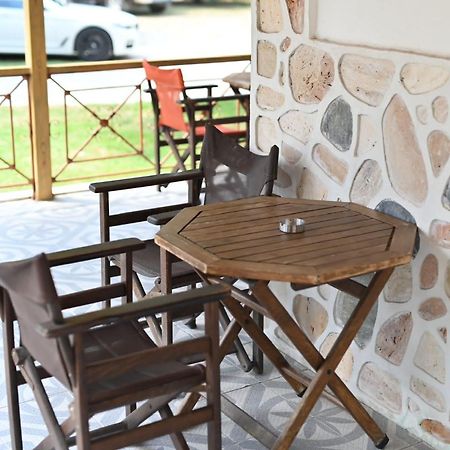 Guesthouse Agnandi Като-Лутракі Екстер'єр фото