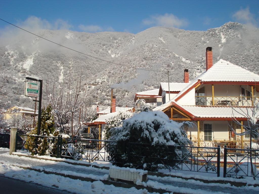 Guesthouse Agnandi Като-Лутракі Екстер'єр фото