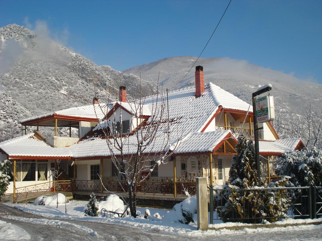 Guesthouse Agnandi Като-Лутракі Номер фото