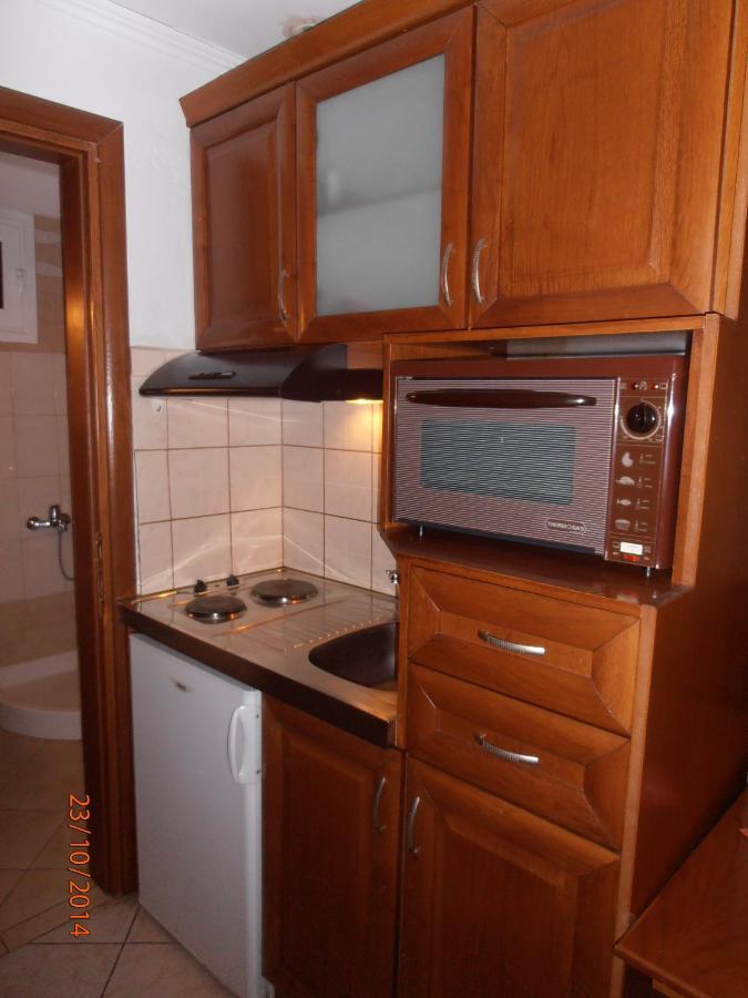 Guesthouse Agnandi Като-Лутракі Номер фото